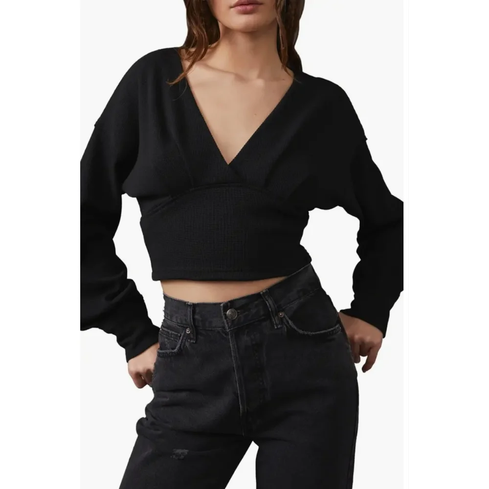 FREE PEOPLE All Nighter Long Sleeve Surplice Crop Top Black Small